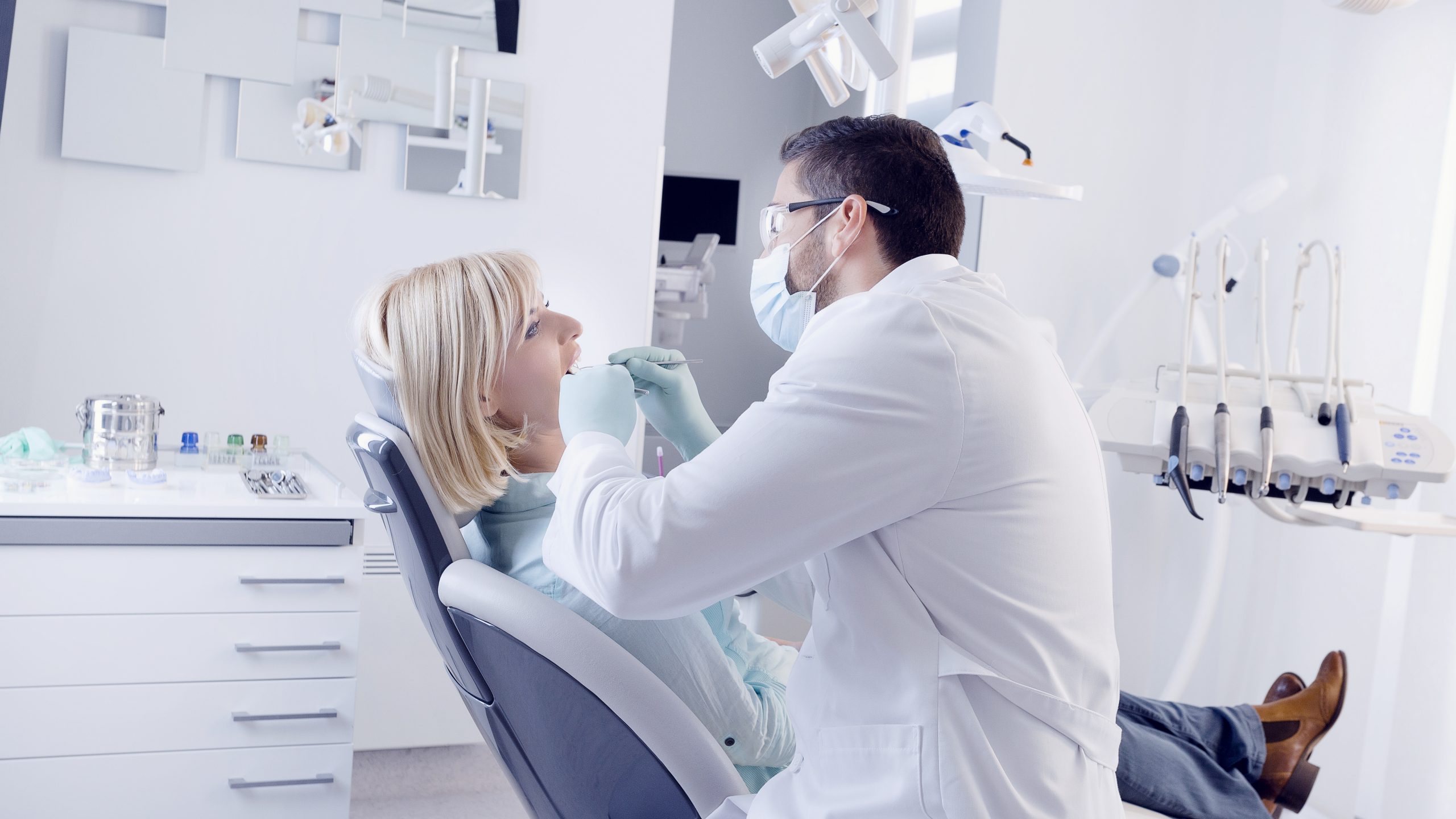 Dentist in Storrs Mansfield, CT